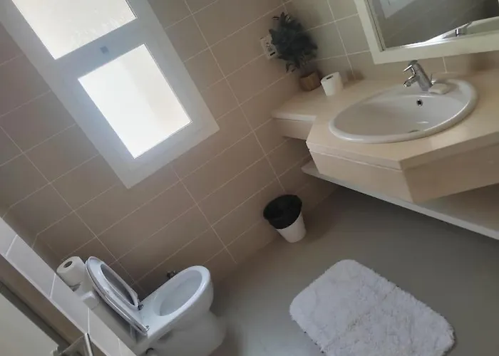 Abutig Marina Joubal 2 Bedroom Lagoon Hurghada